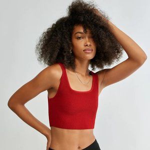 Aritzia Babaton Sculpt Knit Squareneck Cropped Tank